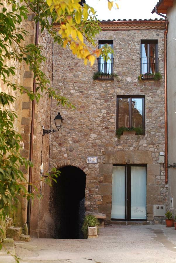 El Castell De La Pobla De Lillet (Adults Only) La Pobla de Lillet Exterior foto